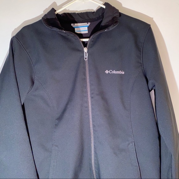 columbia hard shell jacket women's